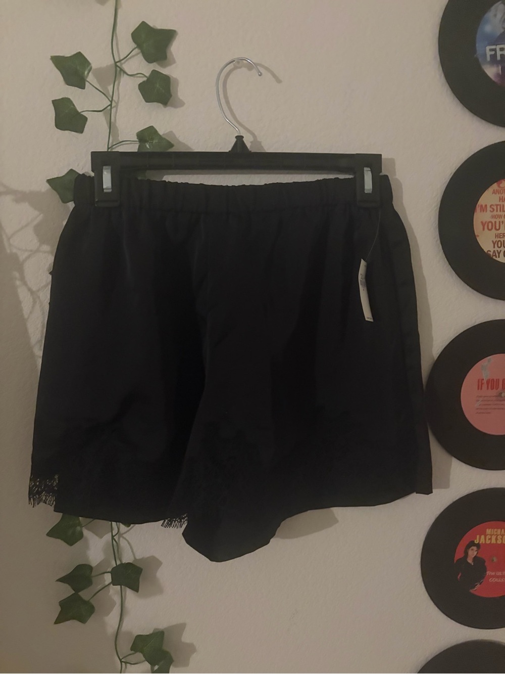Old Navy Black High-Waist Elastic Lace-Hem Shorts